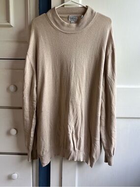 Club Monaco Men’s Sand Beige Crewneck Sweater